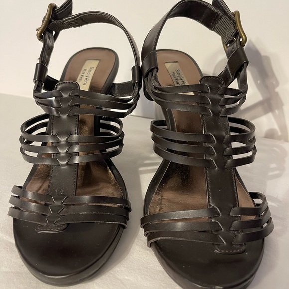 Simply Vera Dark Brown Sandals size 8M - Picture 3 of 4